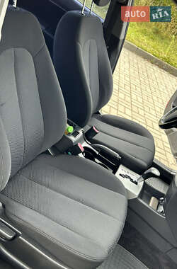 Седан Hyundai Elantra 2008 в  фото 22 Седан Hyundai Elantra 2008 в