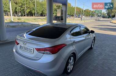 Седан Hyundai Elantra 2012 в 