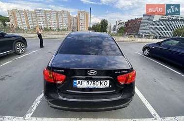 Седан Hyundai Elantra 2008 в  фото 9 Седан Hyundai Elantra 2008 в