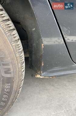 Седан Hyundai Elantra 2008 в  фото 16 Седан Hyundai Elantra 2008 в