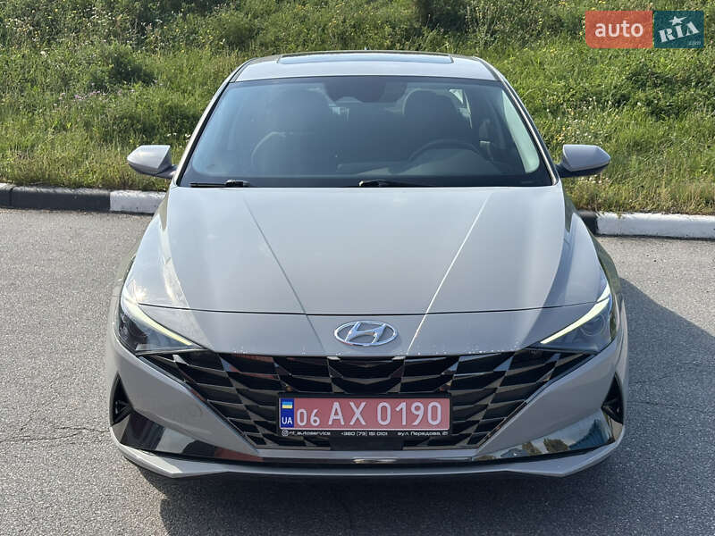 Седан Hyundai Elantra 2021 в Киеве