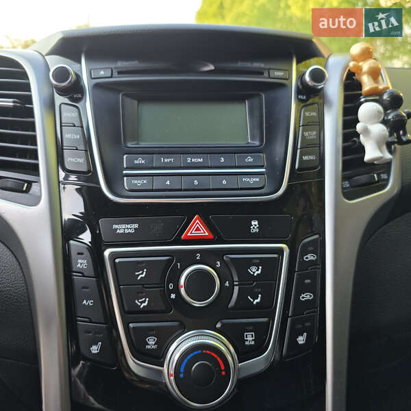 Хэтчбек Hyundai Elantra 2013 в Виннице