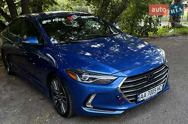 Седан Hyundai Elantra 2016 в Києві
