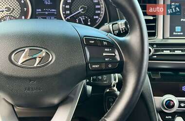 Седан Hyundai Elantra 2020 в 