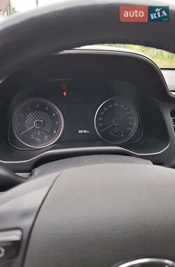 Седан Hyundai Elantra 2019 в 