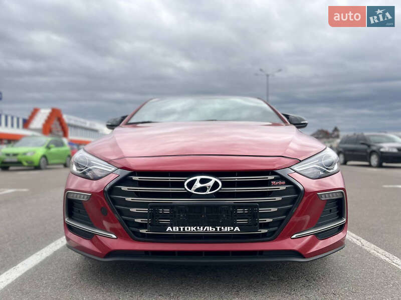 Седан Hyundai Elantra 2018 в Львове