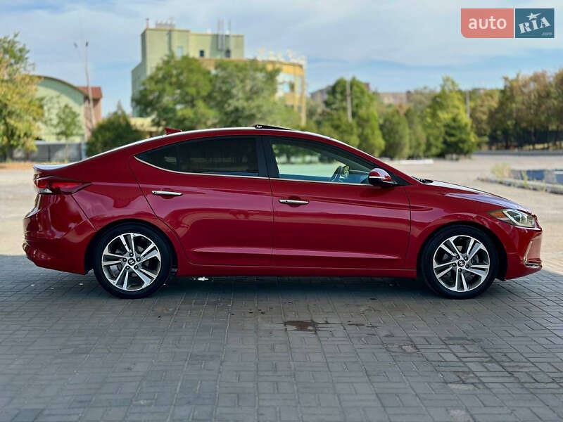 Седан Hyundai Elantra 2016 в Днепре