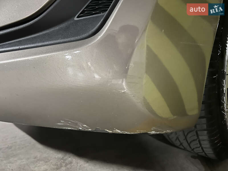 Седан Hyundai Elantra 2014 в Одессе