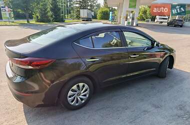 Седан Hyundai Elantra 2018 в 