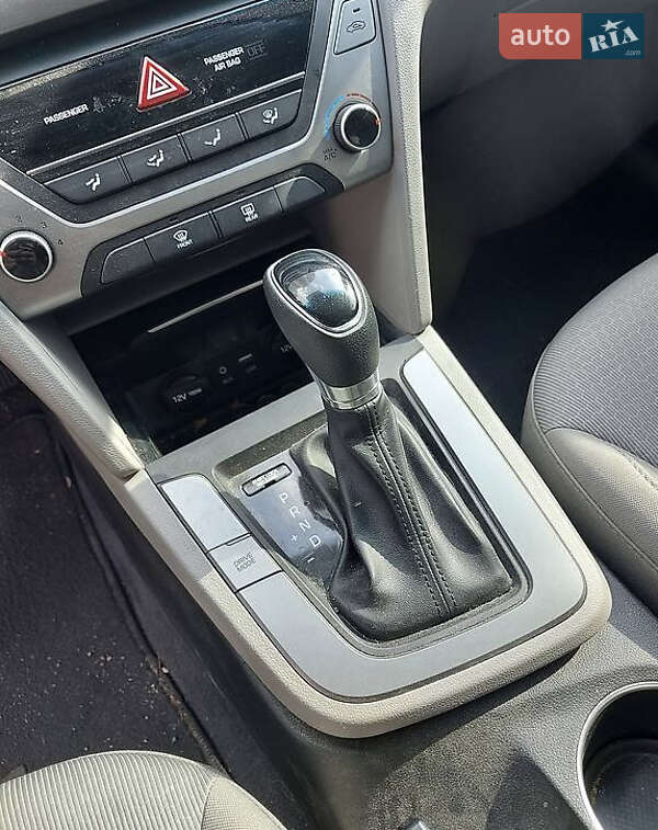 Седан Hyundai Elantra 2018 в Ковеле