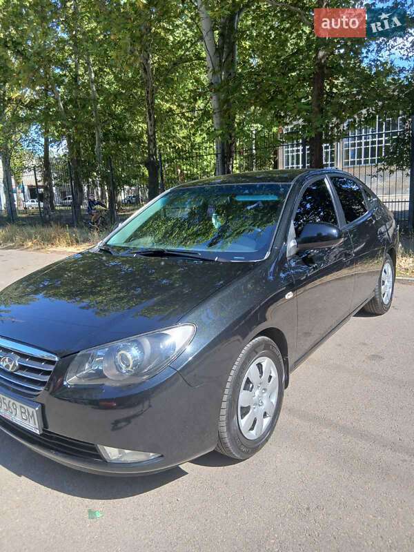 Седан Hyundai Elantra 2008 в Николаеве