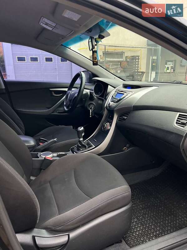 Седан Hyundai Elantra 2013 в Знаменке фото 13 Седан Hyundai Elantra 2013 в Знаменке