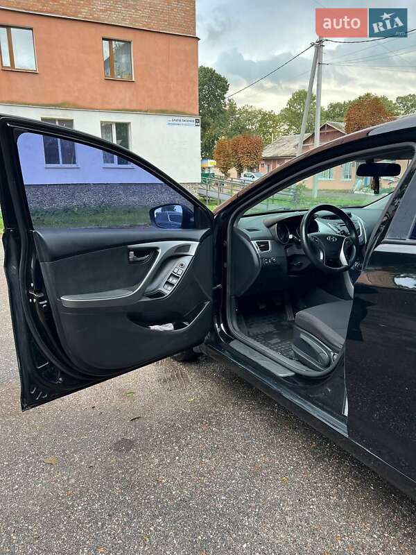 Седан Hyundai Elantra 2013 в Знаменке фото 27 Седан Hyundai Elantra 2013 в Знаменке