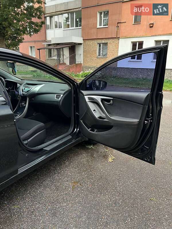 Седан Hyundai Elantra 2013 в Знаменке фото 36 Седан Hyundai Elantra 2013 в Знаменке