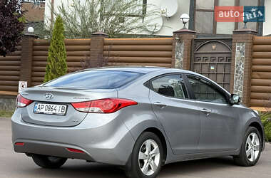 Седан Hyundai Elantra 2013 в 
