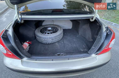 Седан Hyundai Elantra 2006 в 