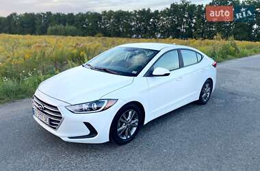 Седан Hyundai Elantra 2016 в Киеве