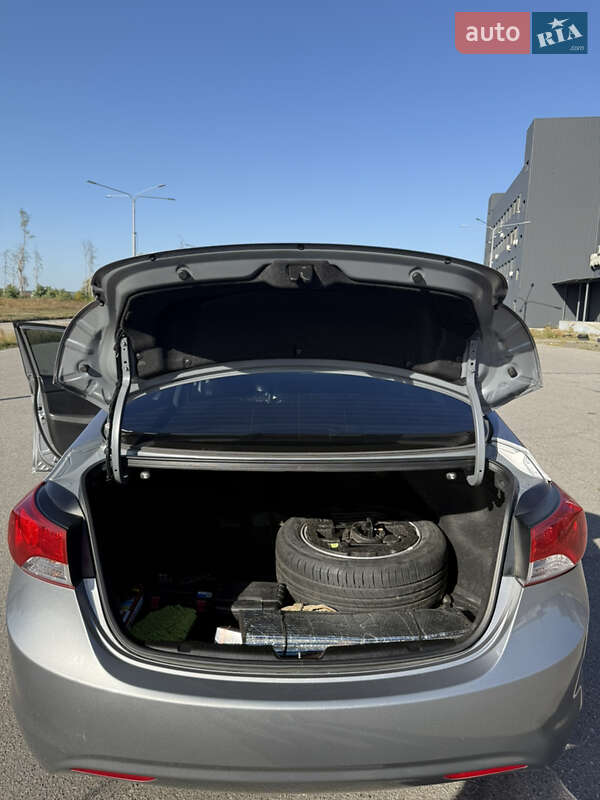 Седан Hyundai Elantra 2013 в Харькове фото 13 Седан Hyundai Elantra 2013 в Харькове