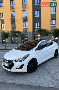 Седан Hyundai Elantra 2015 в 