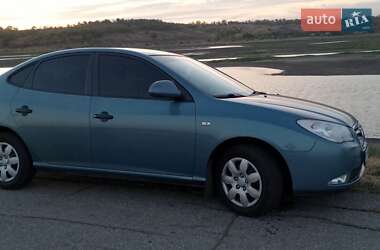 Седан Hyundai Elantra 2008 в 