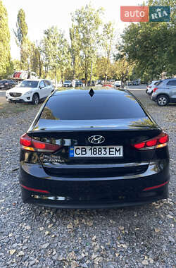 Седан Hyundai Elantra 2017 в 