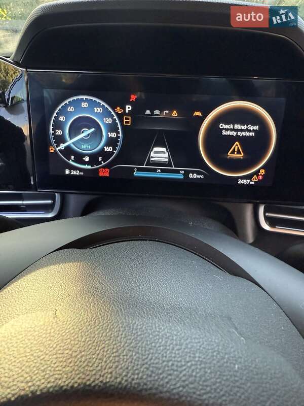 Седан Hyundai Elantra 2024 в Виннице