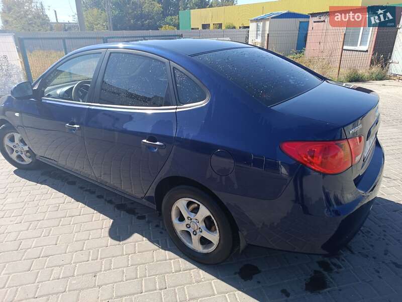 Седан Hyundai Elantra 2007 в Николаеве