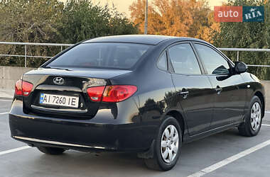Седан Hyundai Elantra 2008 в 