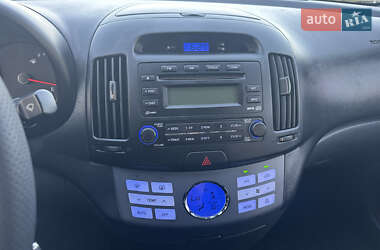 Седан Hyundai Elantra 2008 в 