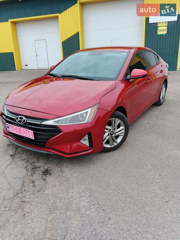 Hyundai Elantra 2019