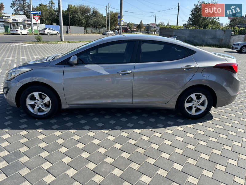 Седан Hyundai Elantra 2014 в Полтаве