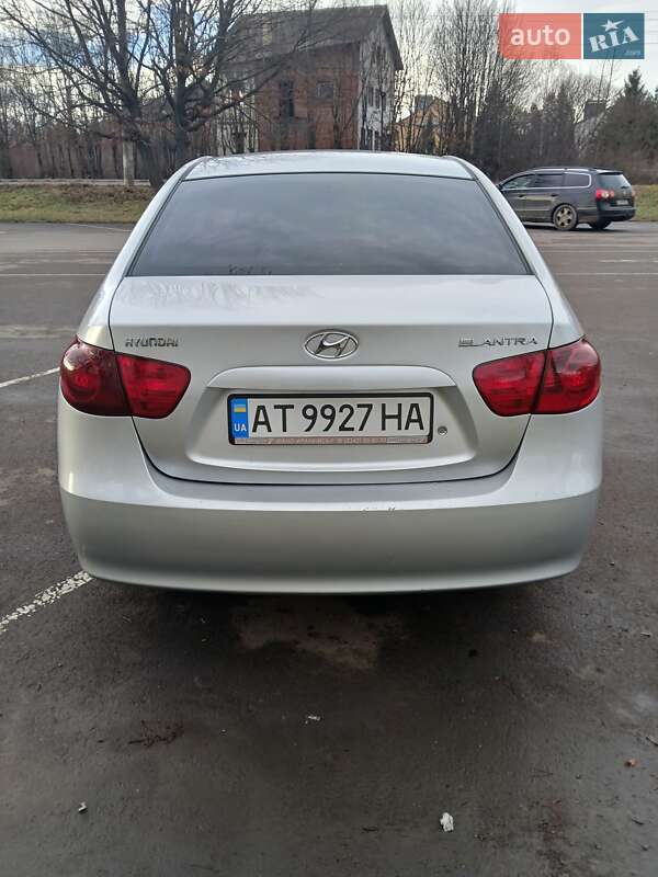 Седан Hyundai Elantra 2007 в Ивано-Франковске