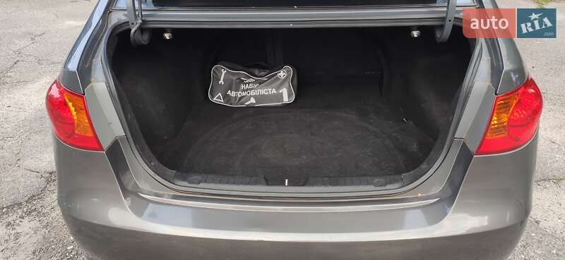 Седан Hyundai Elantra 2007 в Києві фото 9 Седан Hyundai Elantra 2007 в Києві