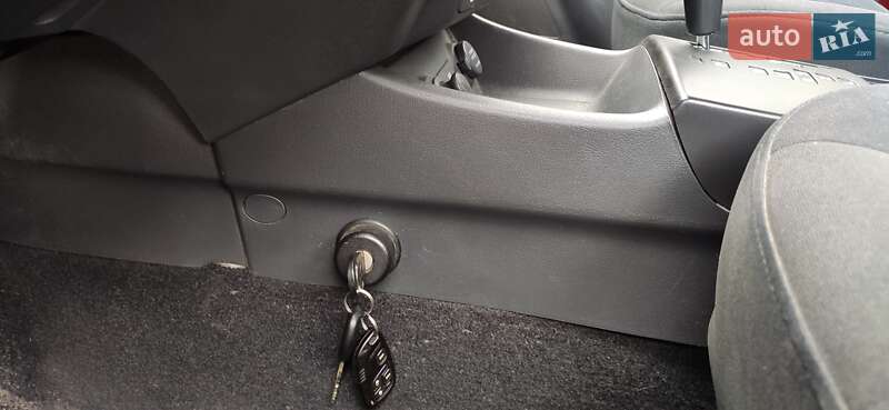 Седан Hyundai Elantra 2007 в Києві фото 39 Седан Hyundai Elantra 2007 в Києві