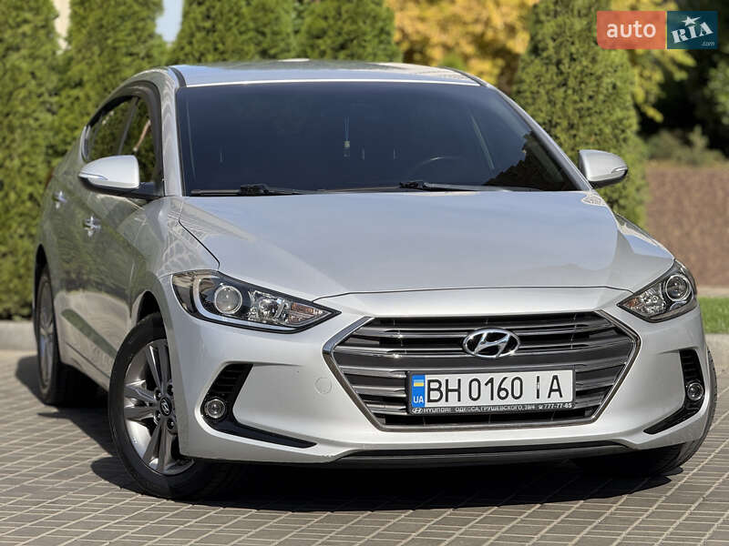 Hyundai Elantra 2018