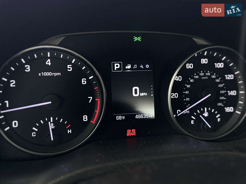 Седан Hyundai Elantra 2016 в Николаеве