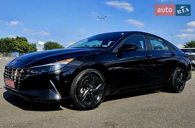 Седан Hyundai Elantra 2021 в 