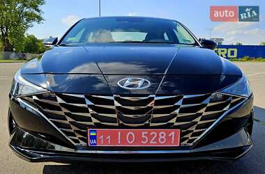 Седан Hyundai Elantra 2021 в 