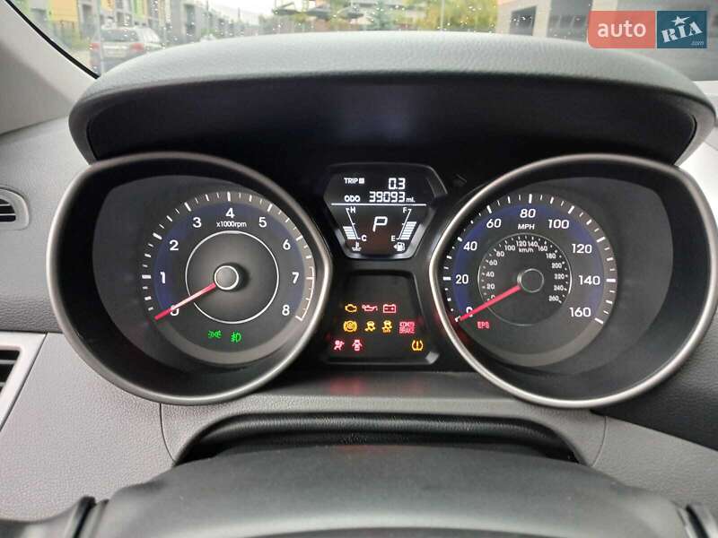 Седан Hyundai Elantra 2012 в Ивано-Франковске