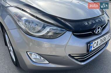 Седан Hyundai Elantra 2013 в 