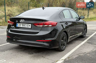 Седан Hyundai Elantra 2017 в 