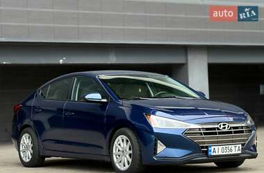 Седан Hyundai Elantra 2018 в 
