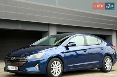 Седан Hyundai Elantra 2018 в 