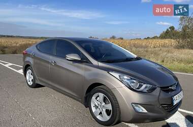 Седан Hyundai Elantra 2012 в 