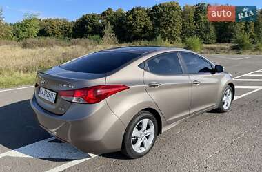 Седан Hyundai Elantra 2012 в Киеве