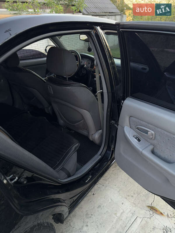 Седан Hyundai Elantra 2006 в Умани