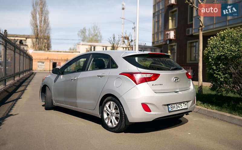 Хэтчбек Hyundai Elantra 2014 в Одессе фото 22 Хэтчбек Hyundai Elantra 2014 в Одессе