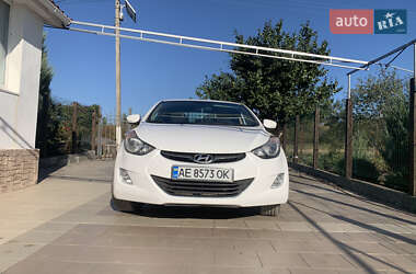 Седан Hyundai Elantra 2013 в Кривому Розі