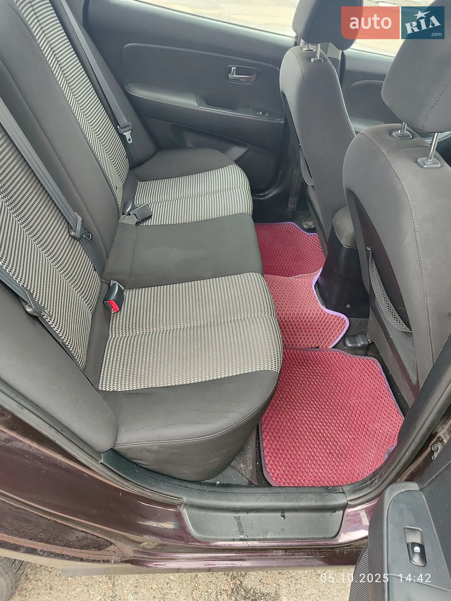 2010 Hyundai Elantra - мініатюра 6