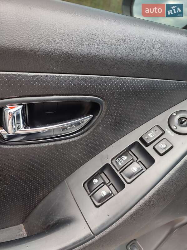 Седан Hyundai Elantra 2011 в Харькове